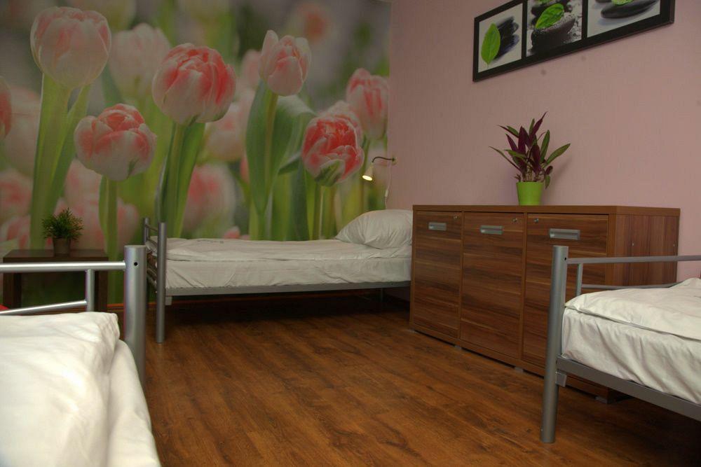Hostel Krokodyl วอร์ซอ ภายนอก รูปภาพ