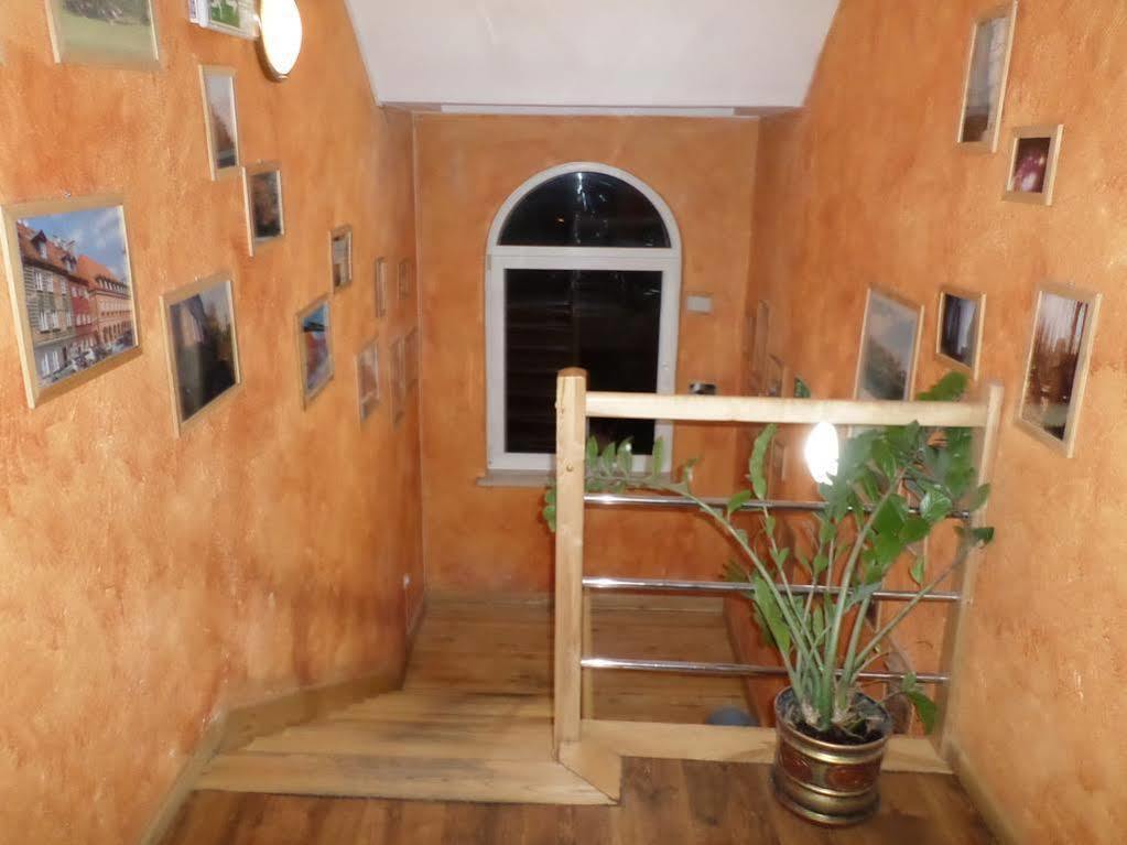 Hostel Krokodyl วอร์ซอ ภายนอก รูปภาพ
